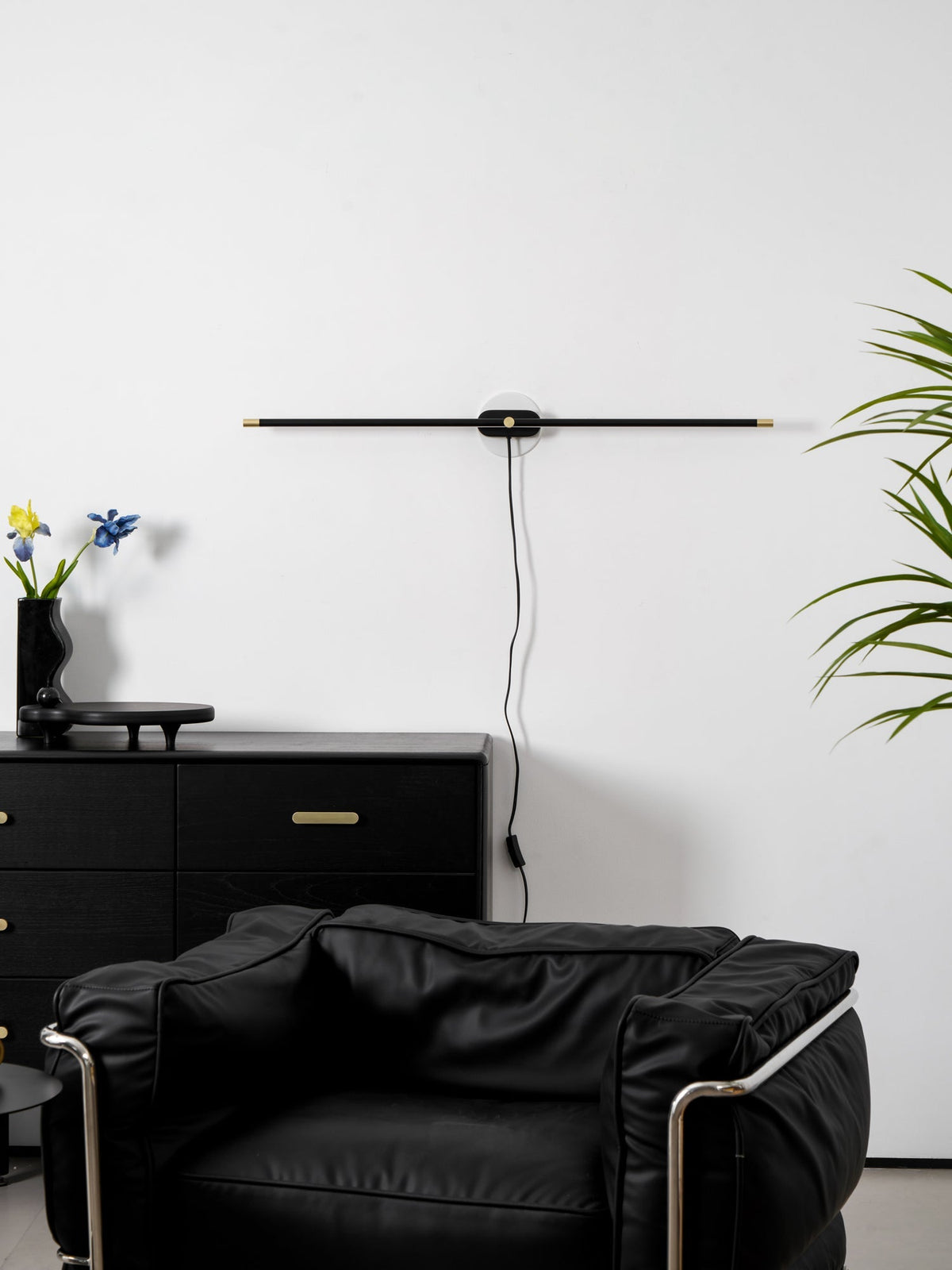 Minimalist Linear Wall Lamp, Dimmable LED