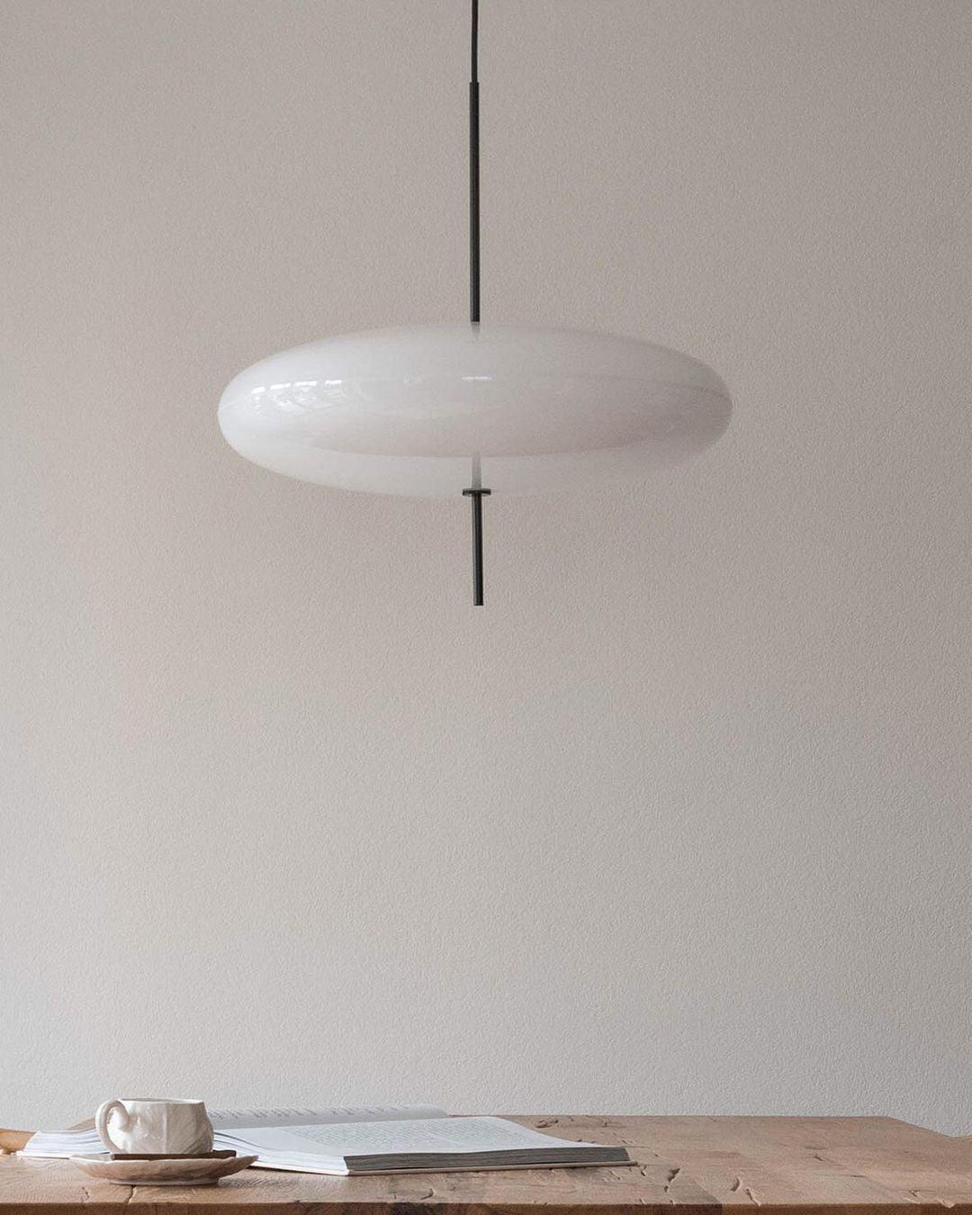 Opal Disc Suspension Lamp Position 54
