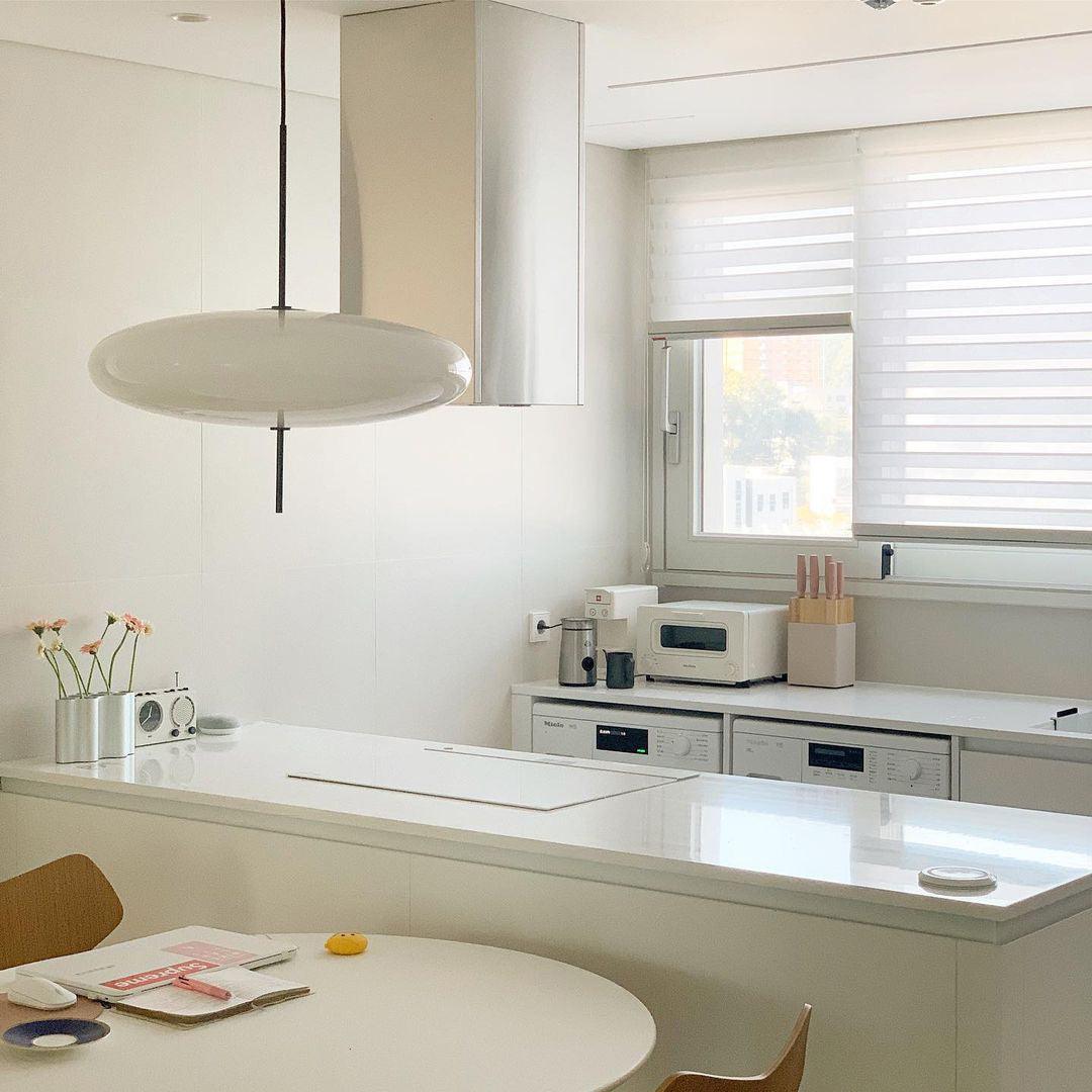 Opal Disc Suspension Lamp Position 57