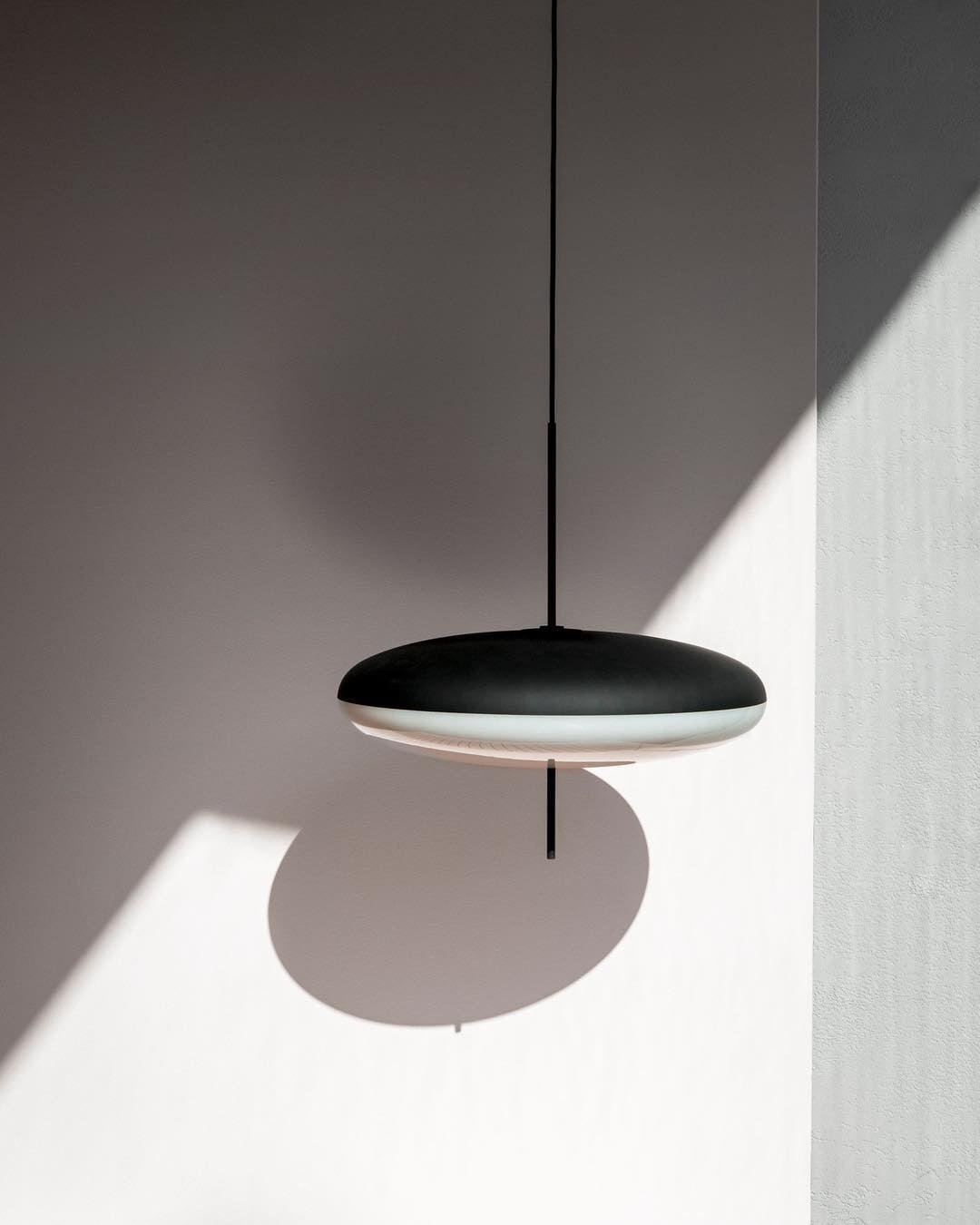 Opal Disc Suspension Lamp Position 28
