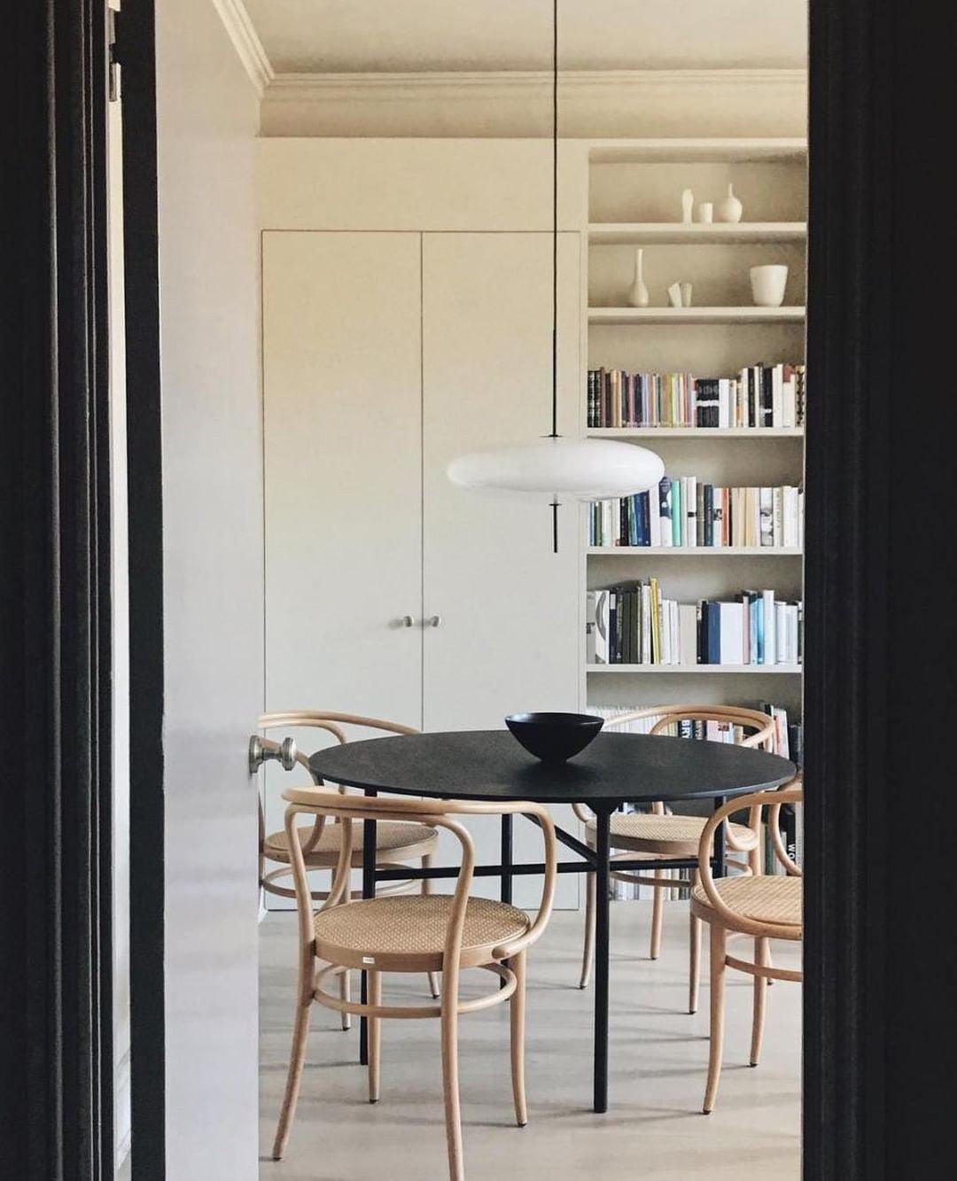 Opal Disc Suspension Lamp Position 67