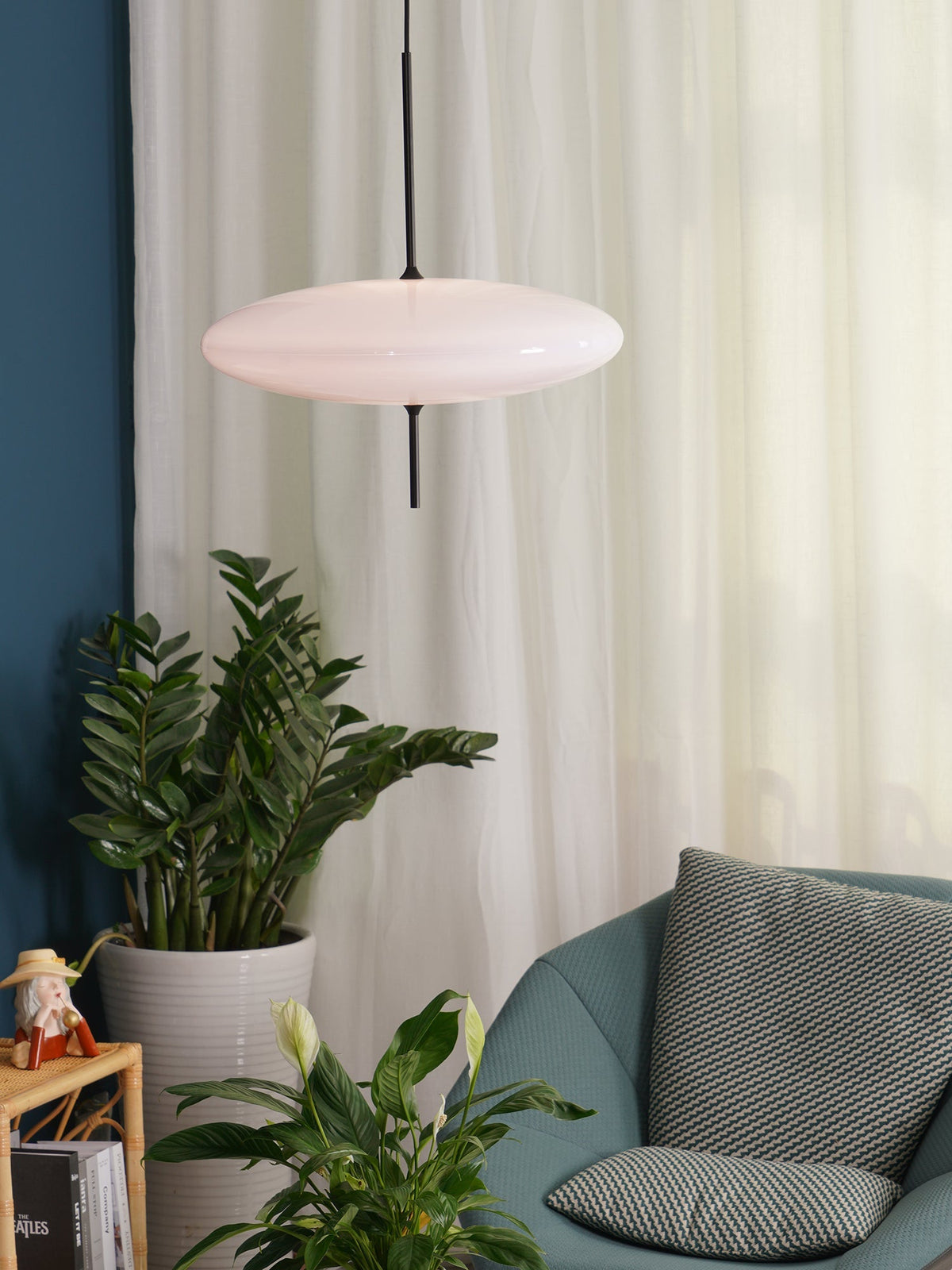 Opal Disc Suspension Lamp Position 80
