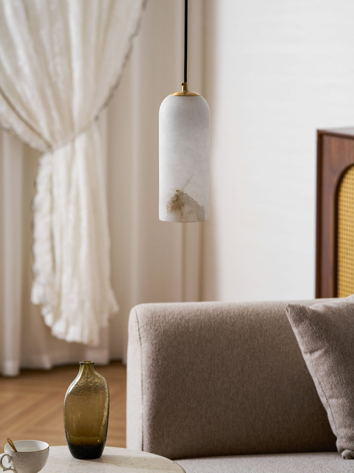 Monty  Alabaster Pendant Lamp Position 34
