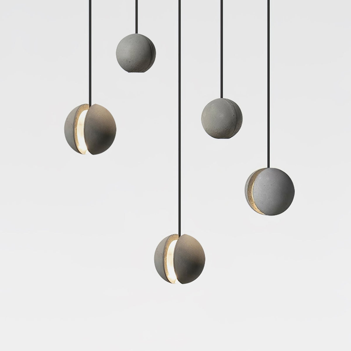 Moon Concrete Pendant Lamp Position 18