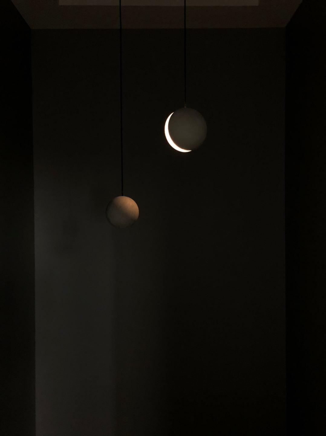 Moon Concrete Pendant Lamp Position 30