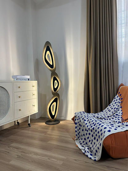 Nevis Floor Lamp Position 39