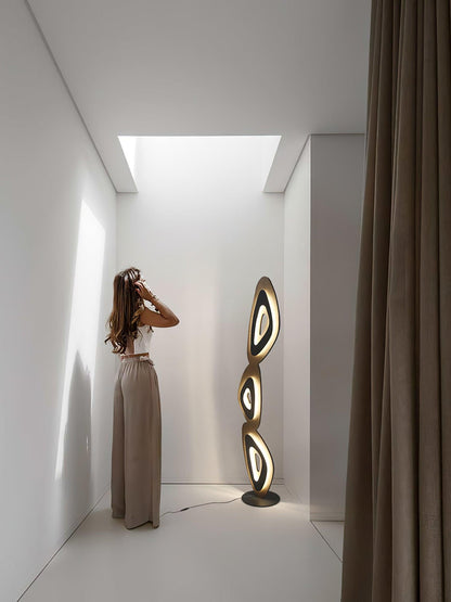 Nevis Floor Lamp Position 42