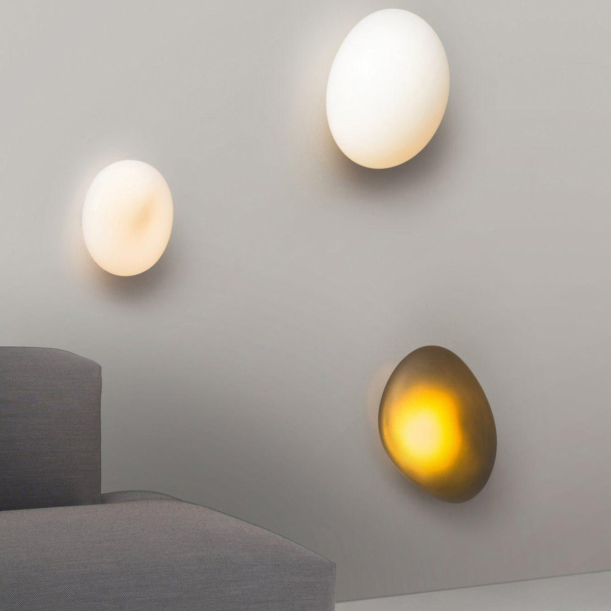 Bubble Glass Wall Lamp with Adjustable Brightness
