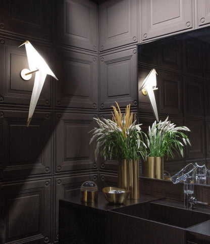 Bird-Inspired Wall Lamp with Adjustable Brightness