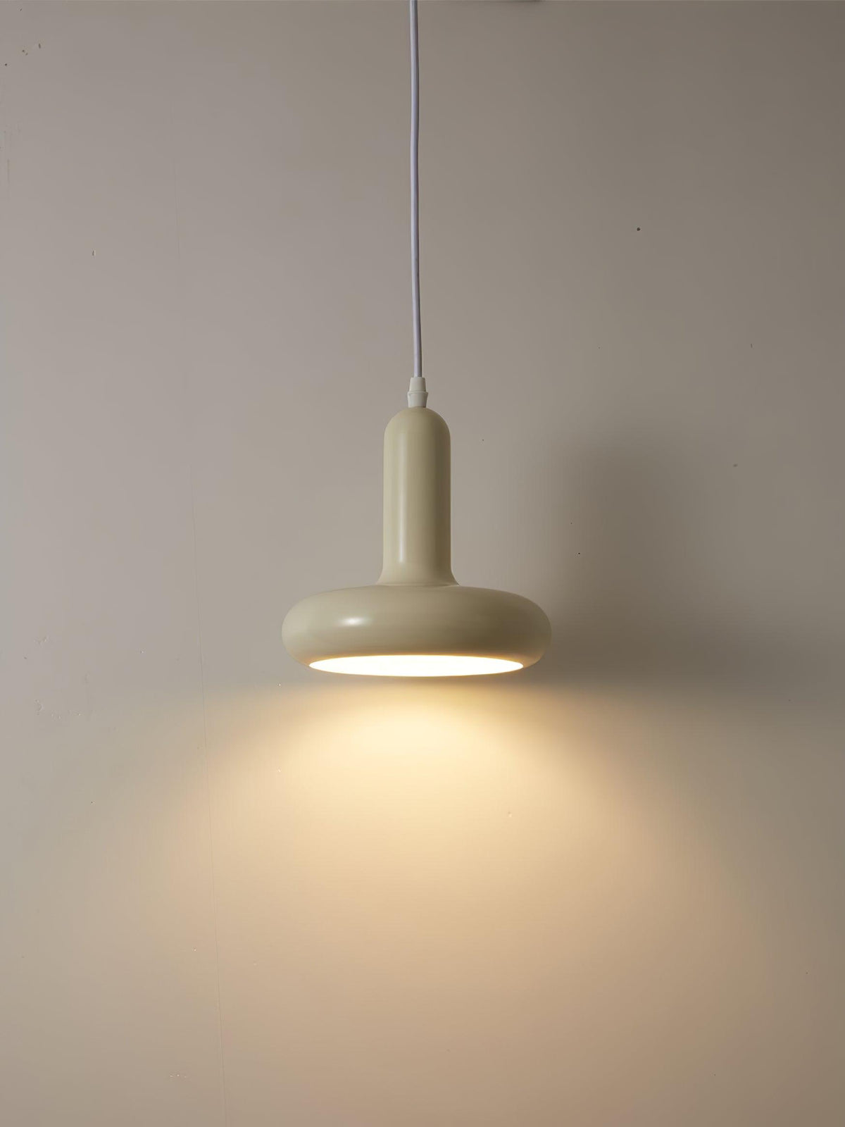 Puck Pendant Light Position 20