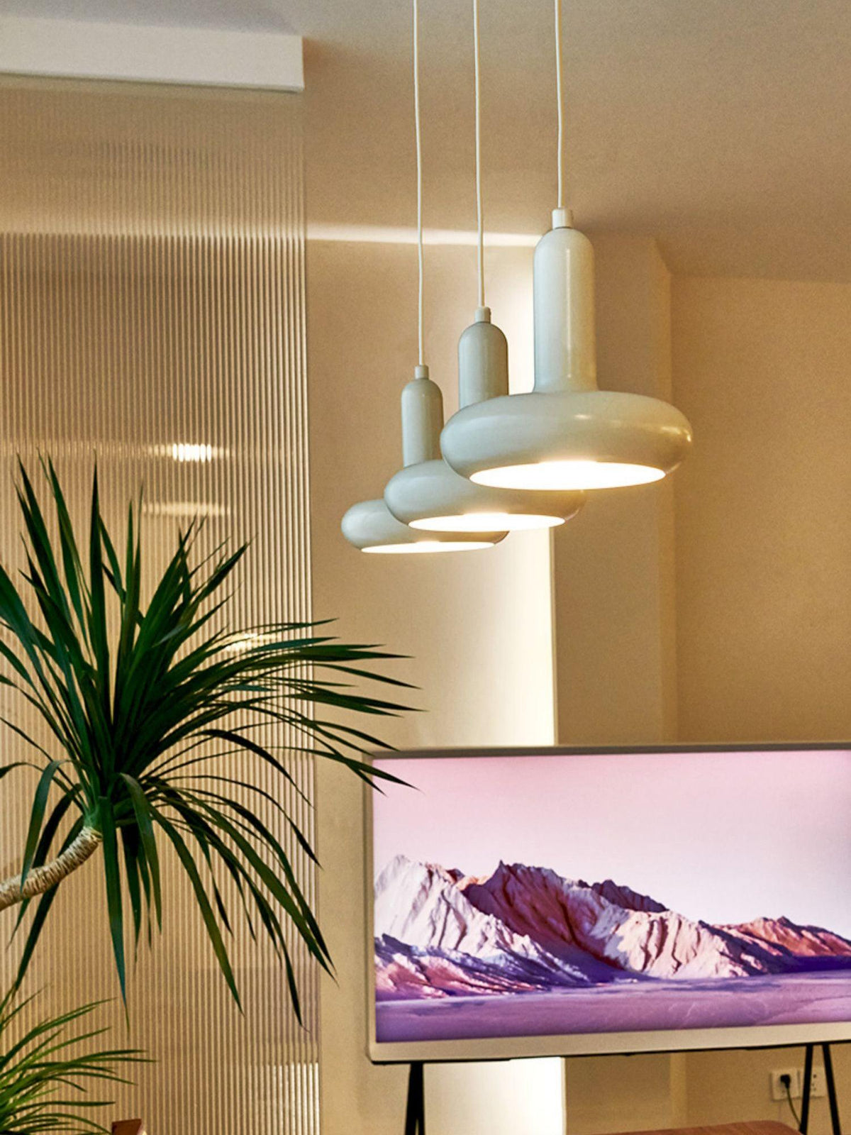 Puck Pendant Light Position 33