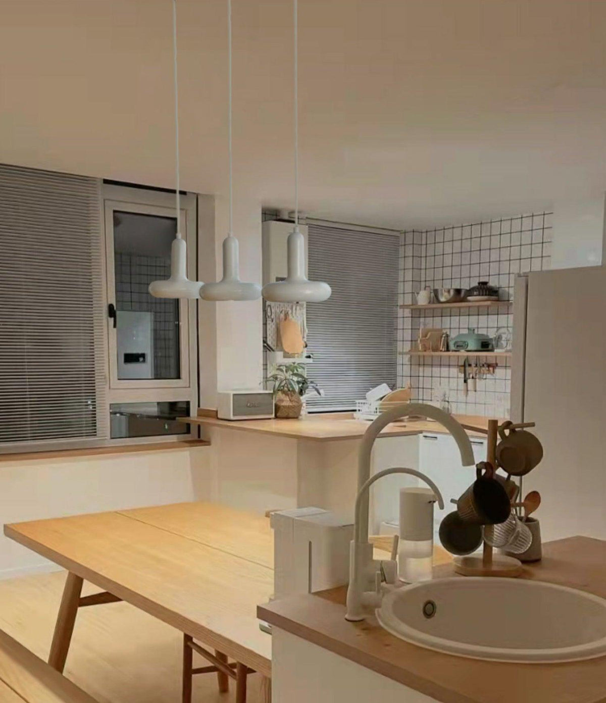 Puck Pendant Light Position 7