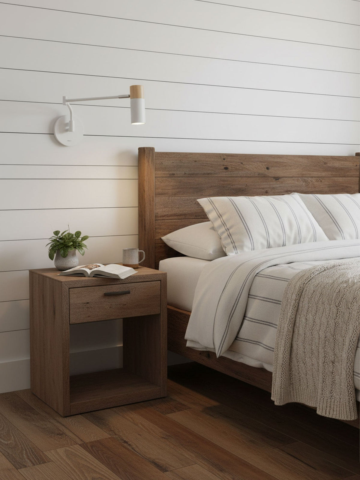 Ridge Arm Wall Lamp with Adjustable Angle