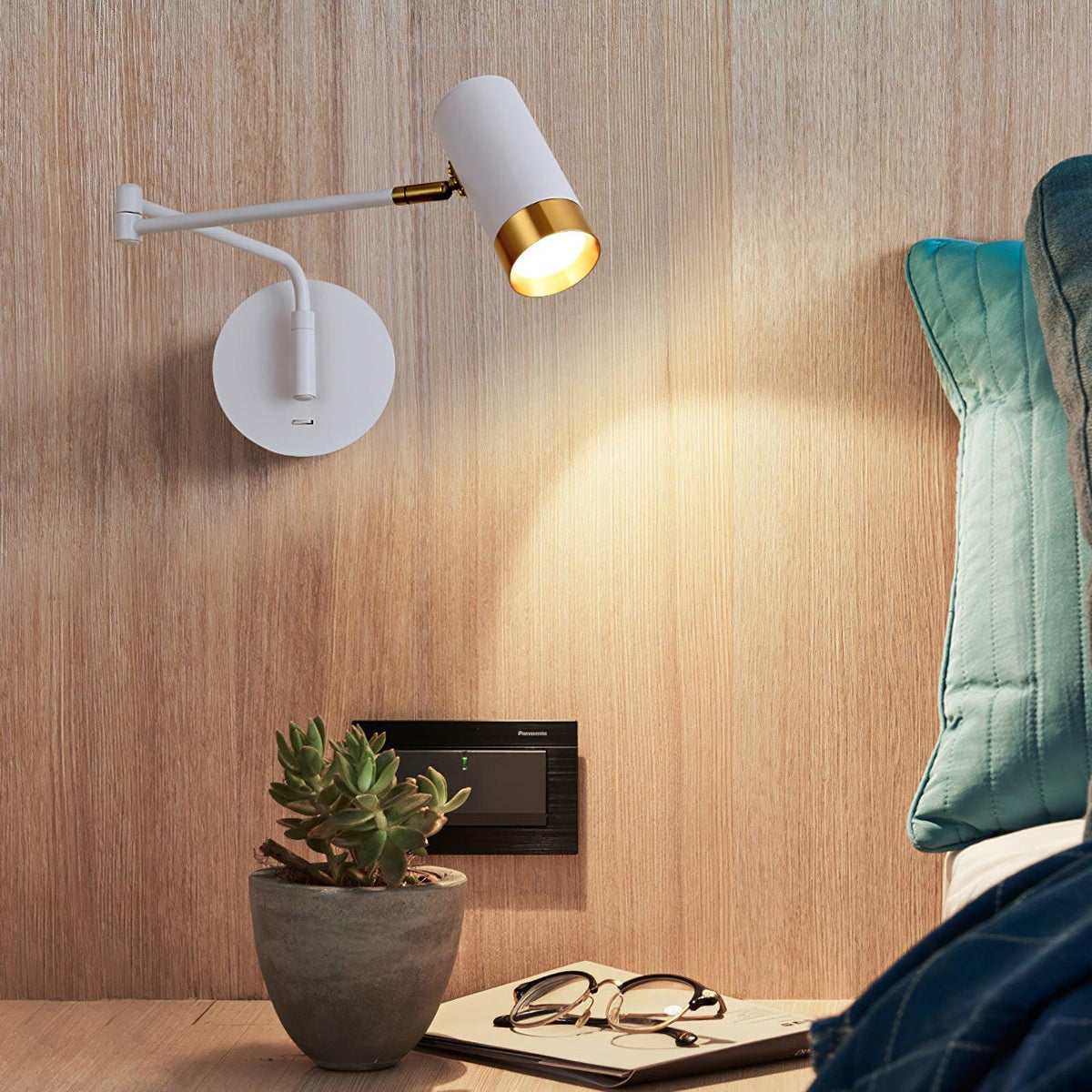 Ridge Arm Wall Lamp with Adjustable Angle
