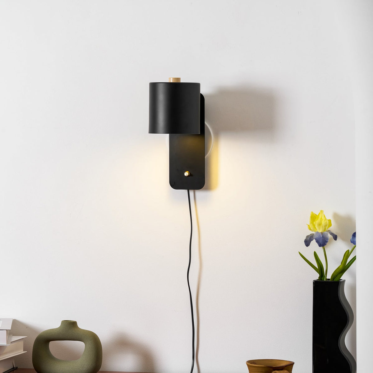 Rotatable Cylinder Plug-In Wall Lamp