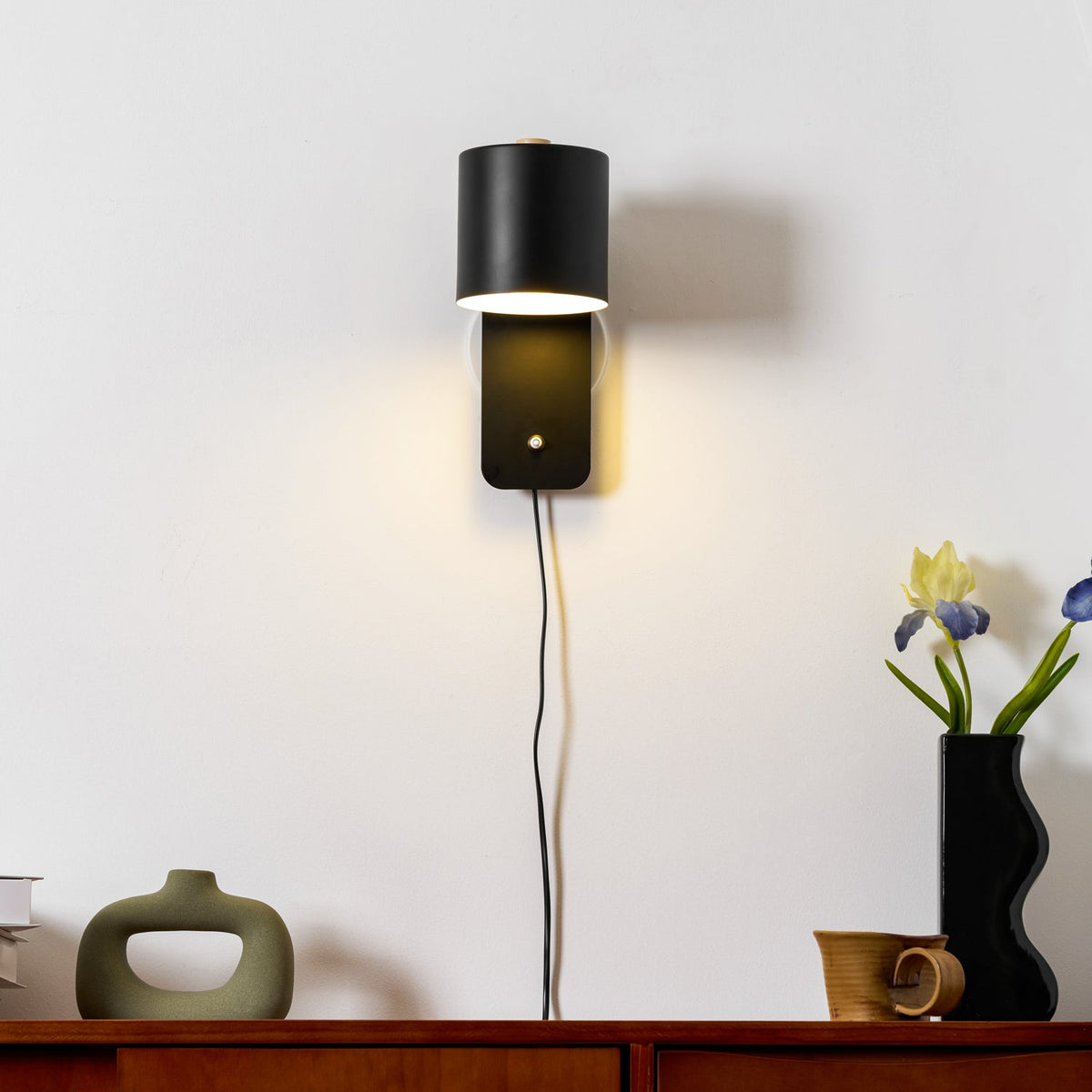 Rotatable Cylinder Plug-In Wall Lamp