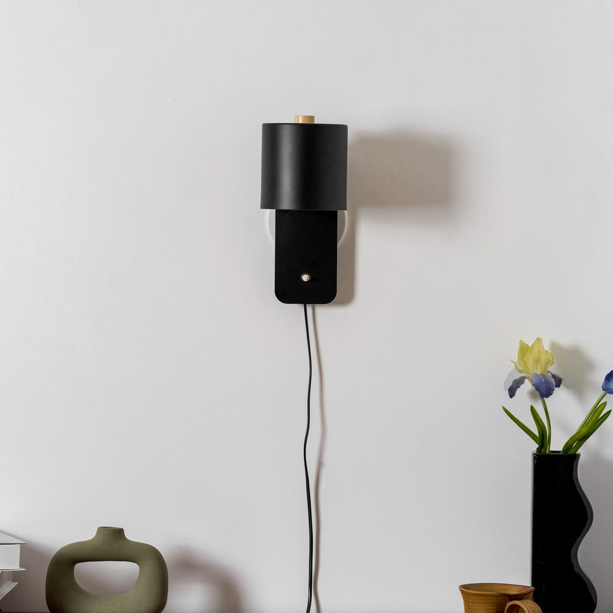 Rotatable Cylinder Plug-In Wall Lamp
