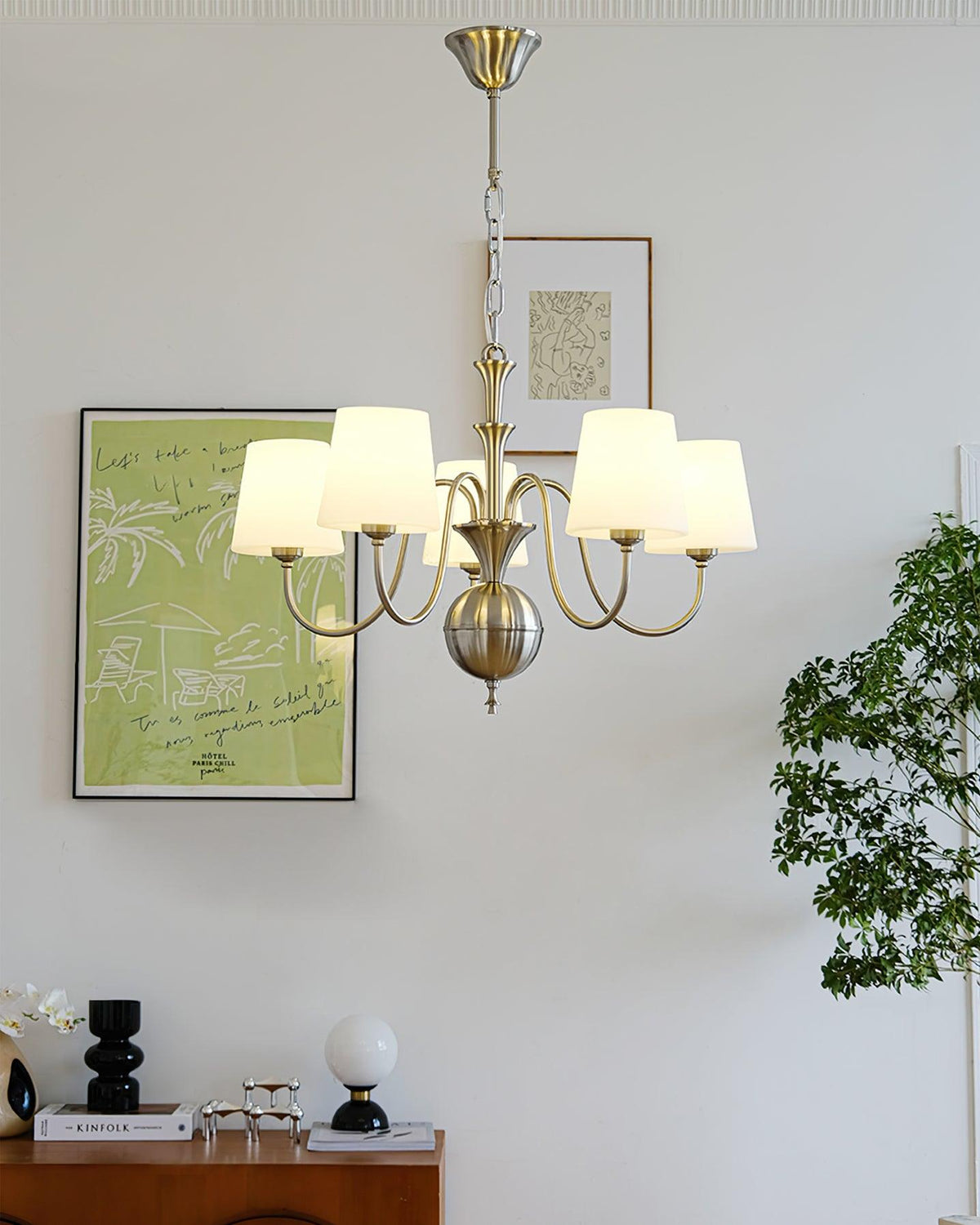 Shabby Chic Chandelier with Vintage Charm — detail view