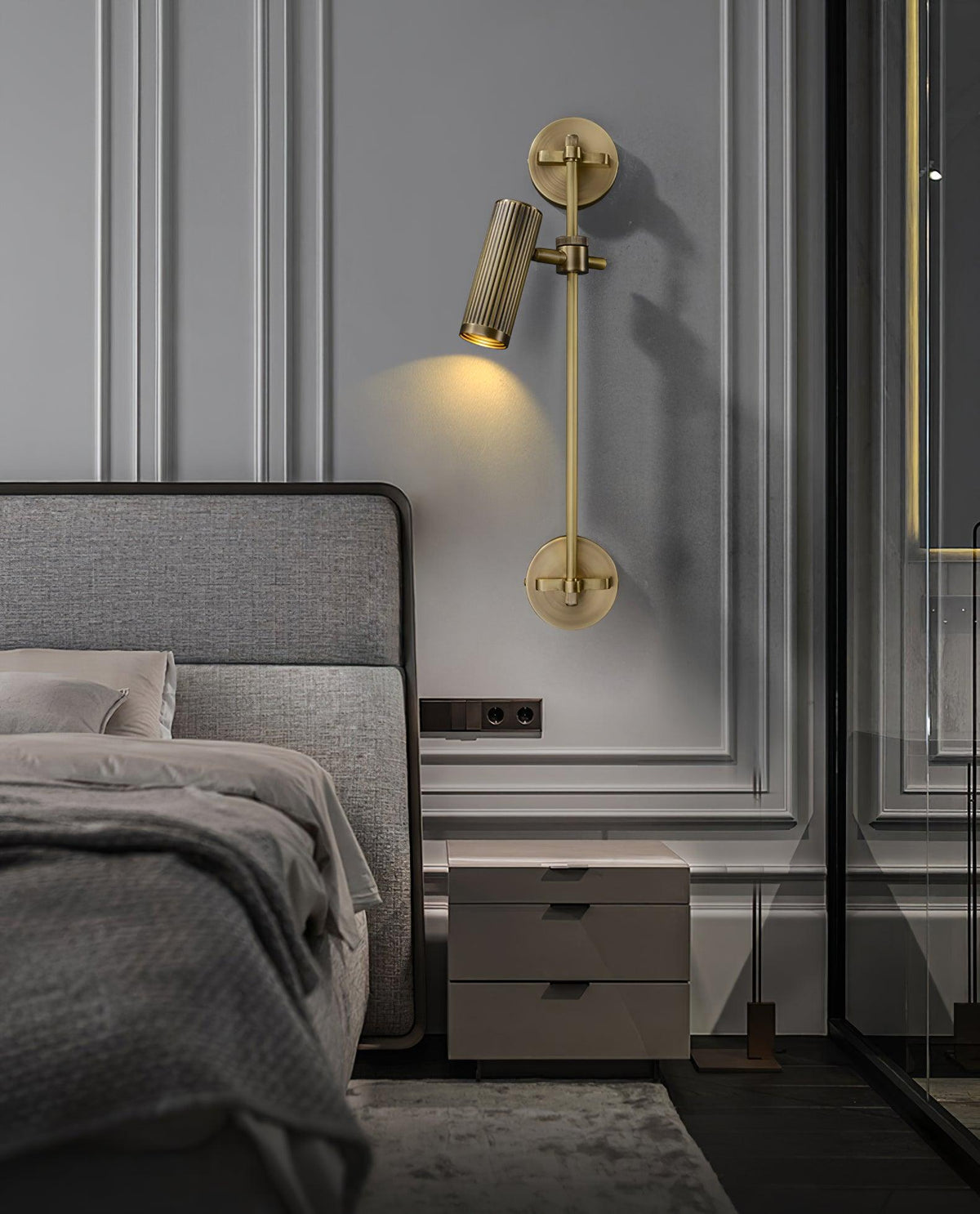 Spot Rail Wall Light with Rotatable Head