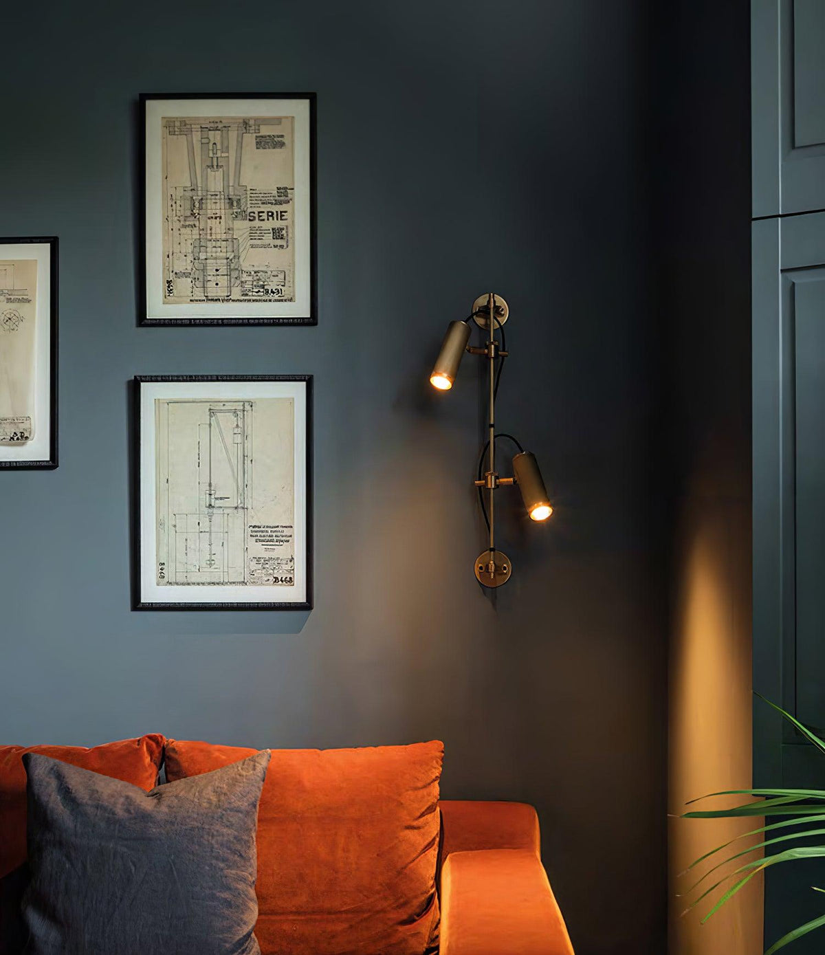 Spot Rail Wall Light with Rotatable Head