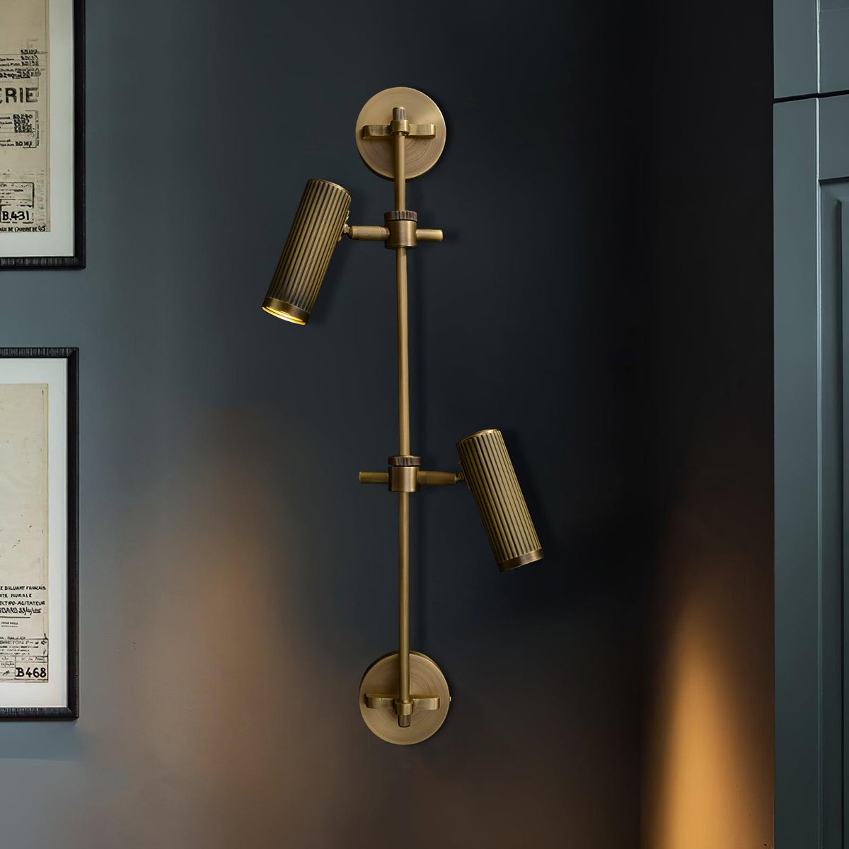 Spot Rail Wall Light with Rotatable Head