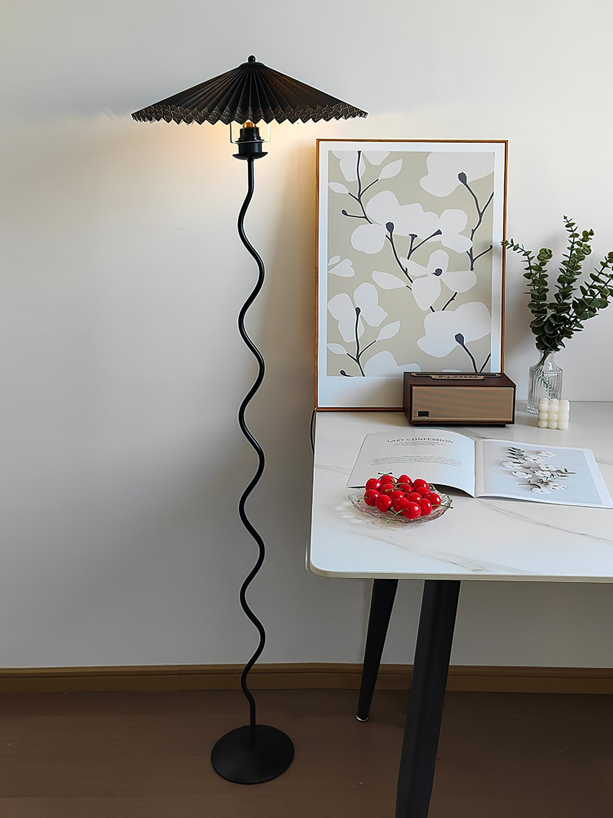Squiggle Floor Lamp, Energy Efficient