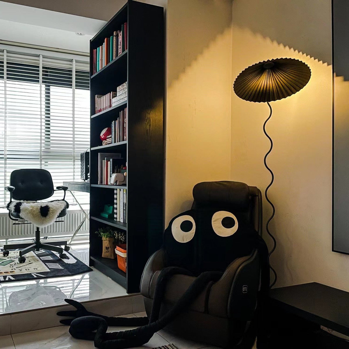 Squiggle Floor Lamp, Energy Efficient - GPM
