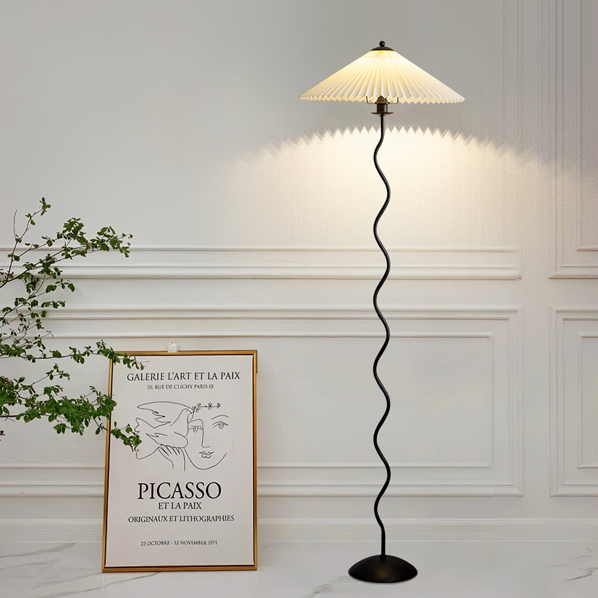 Squiggle Floor Lamp, Energy Efficient - GPM