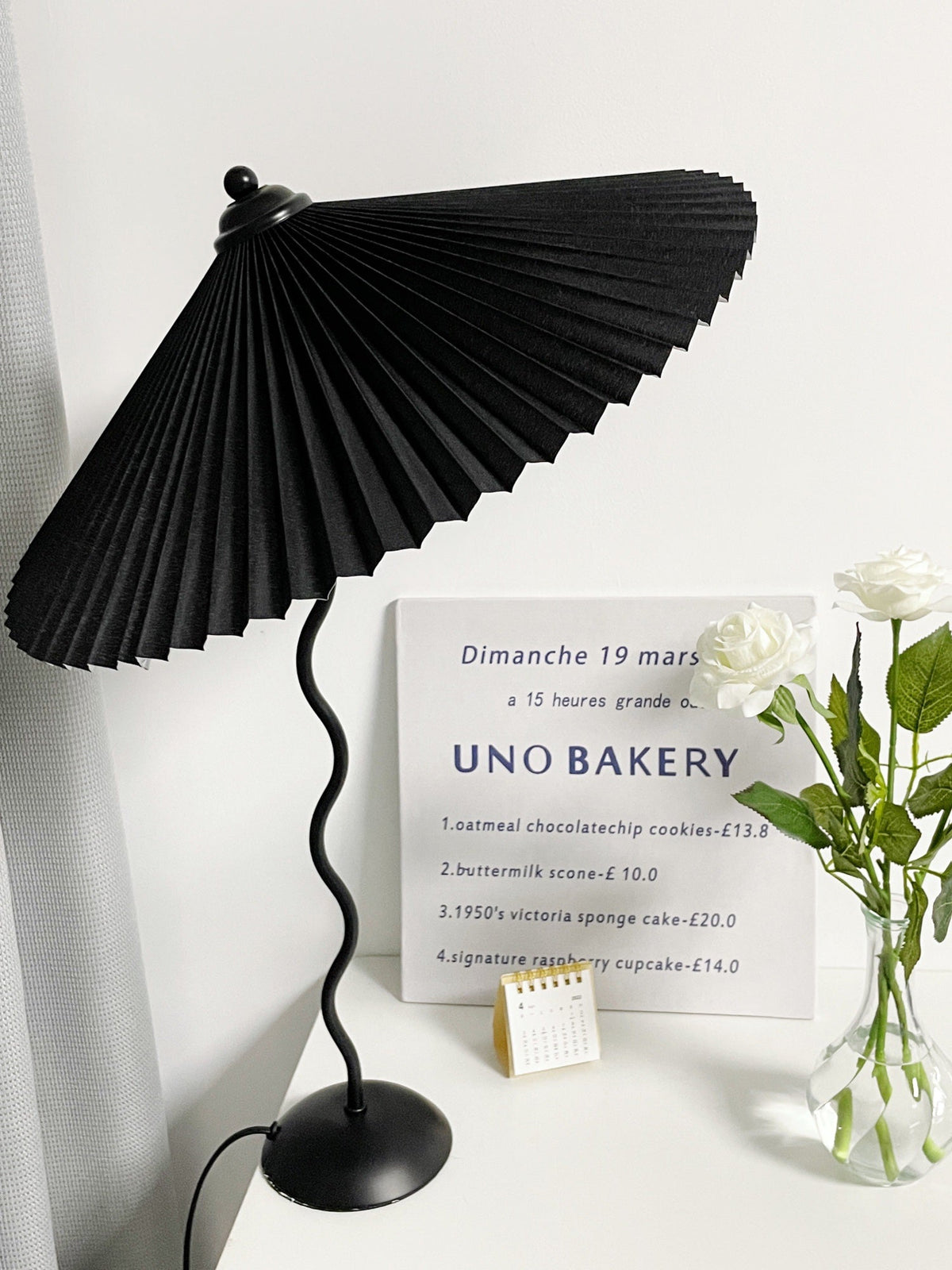Squiggle Table Lamp with USB Charging