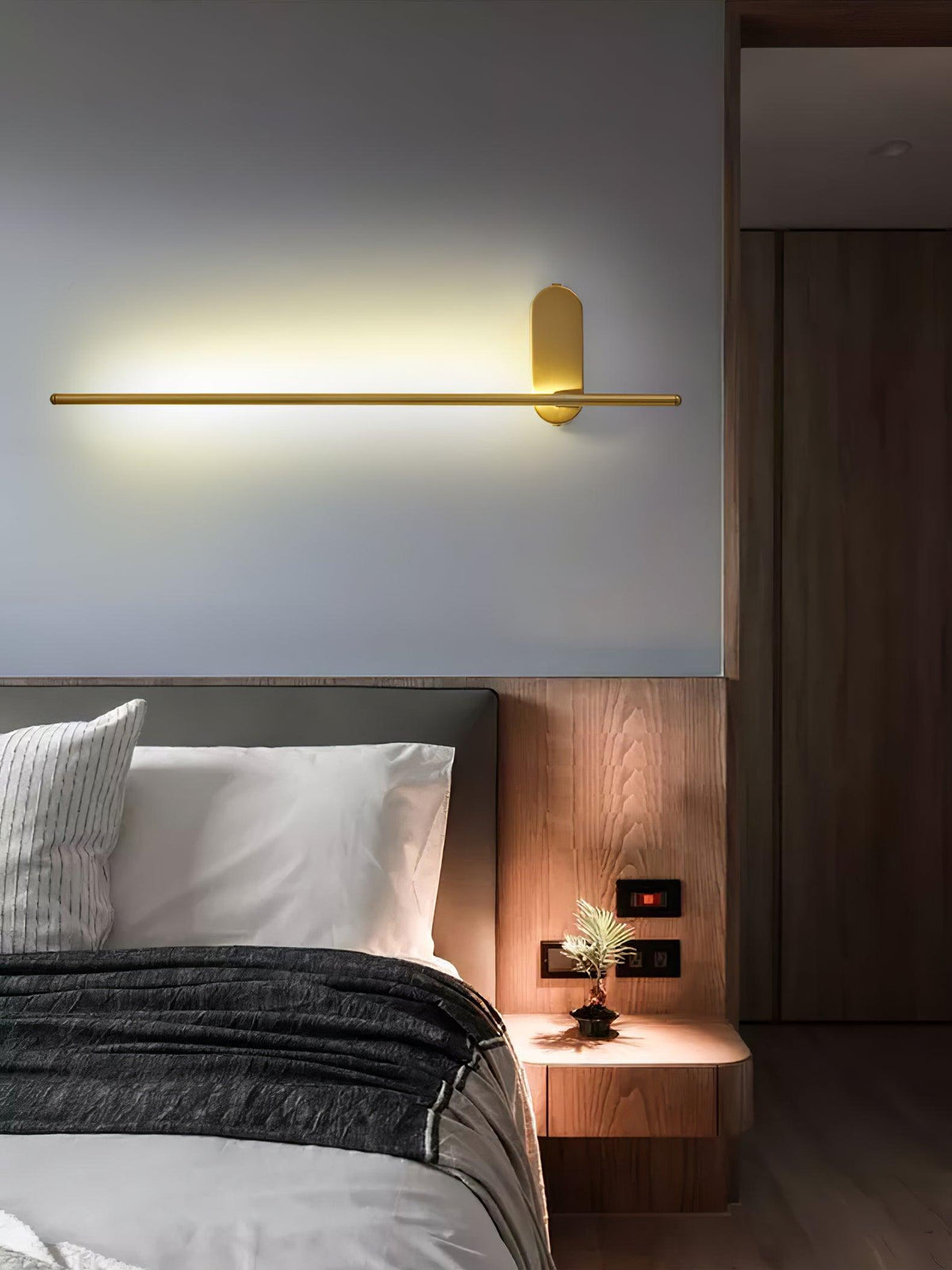 Stick-Shaped Metal Wall Sconce, Dimmable LED