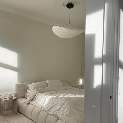 Tense Pendant Light Position 79