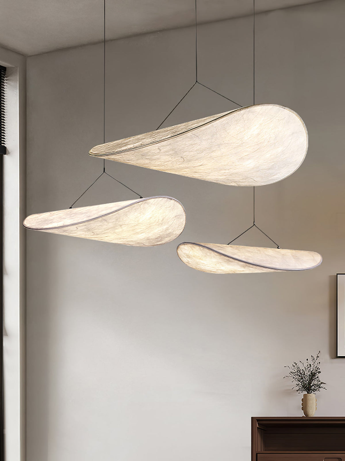 Tense Pendant Light Position 29