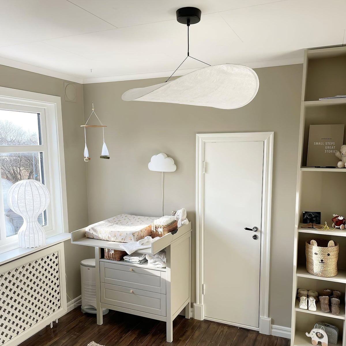 Tense Tyvek Pendant Lamp Position 81