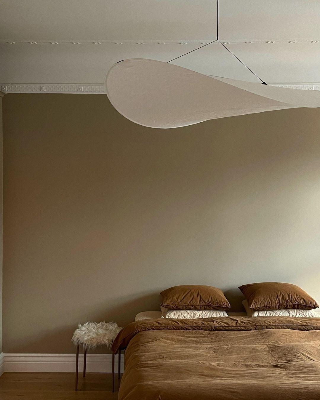 Tense Pendant Light Position 55