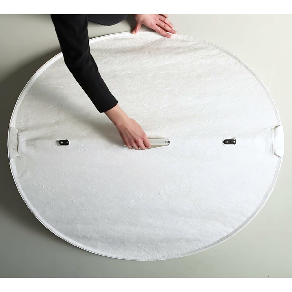 Tense Tyvek Pendant Lamp Position 137