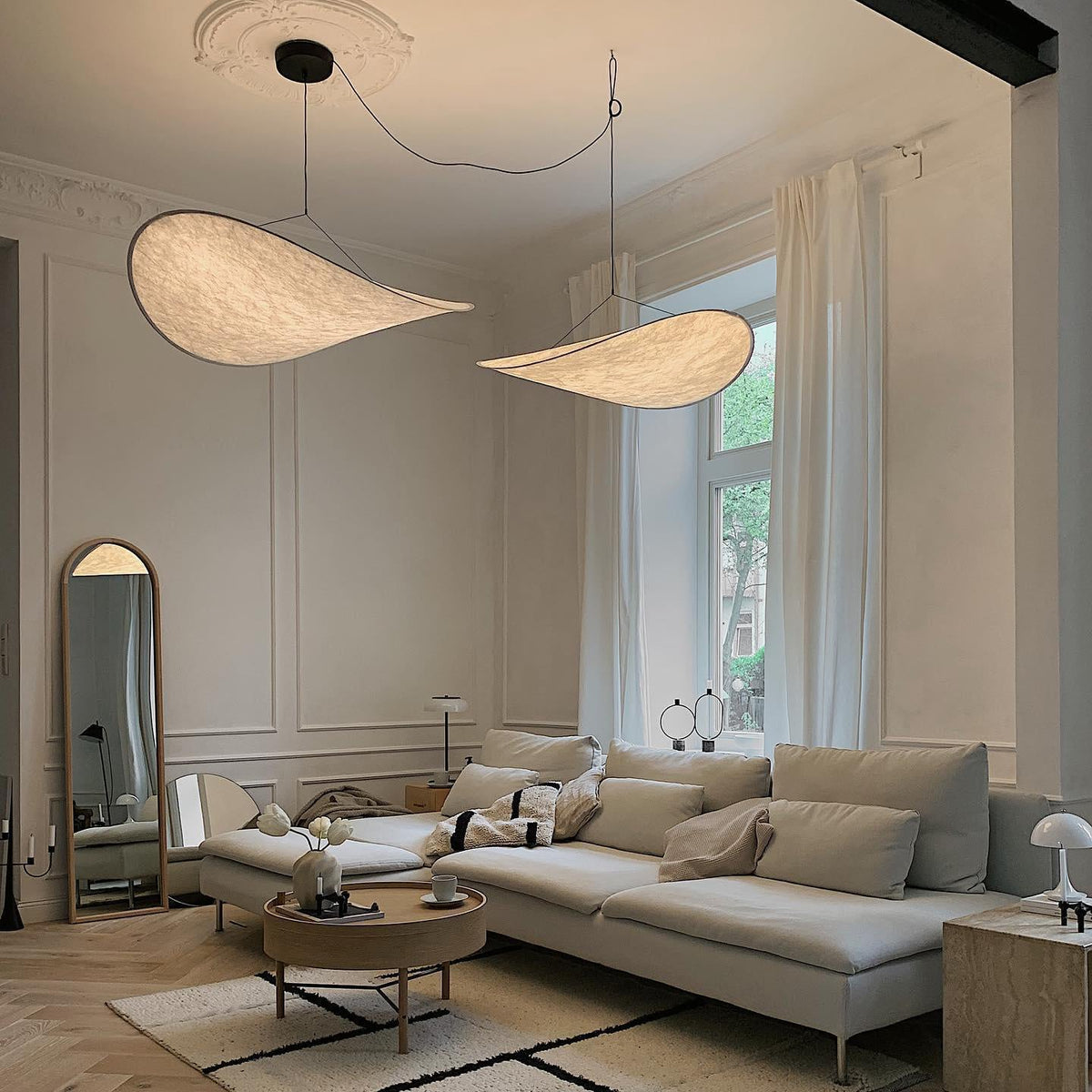 Tense Pendant Light Position 18