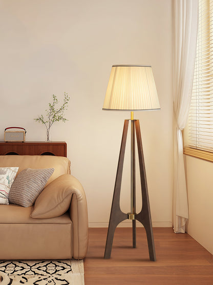 Tripod Floor Lamp, Soft Warm Light