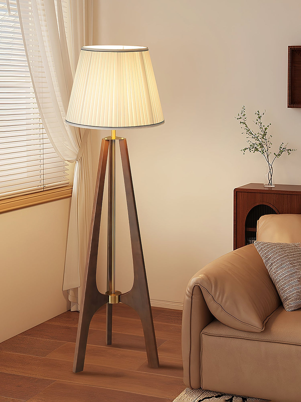 Tripod Floor Lamp, Soft Warm Light — front view