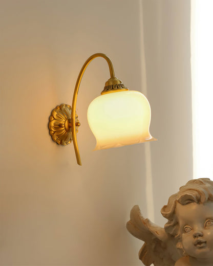 Flower Wall Lamp with Adjustable Brightness — front view