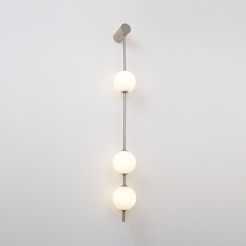 Vertical Balls Wall Lamp with Adjustable Brightness — detail view
