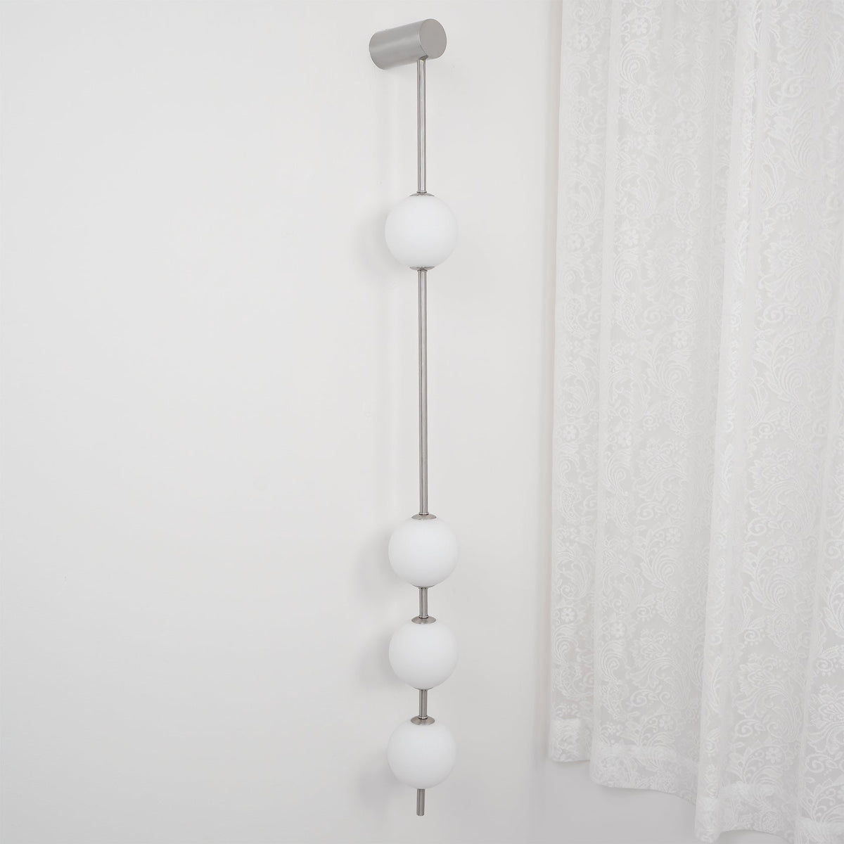 Vertical Balls Wall Lamp with Adjustable Brightness