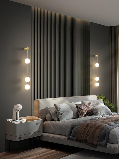 Vertical Balls Wall Lamp with Adjustable Brightness