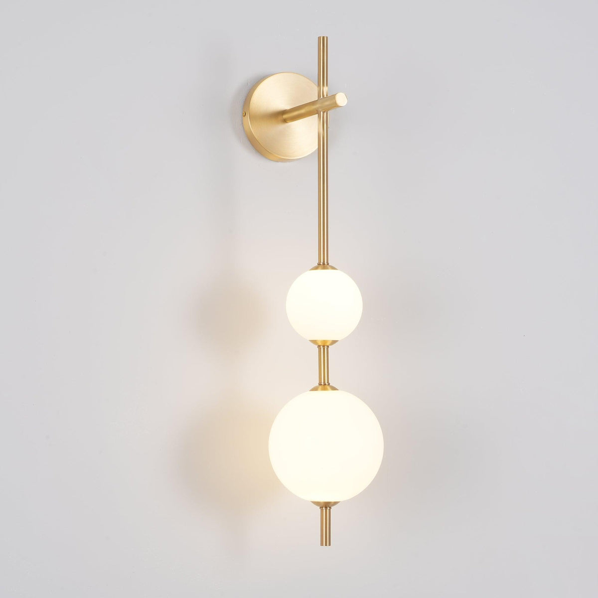 Vertical Globe Wall Lamp, Energy Saving — front view