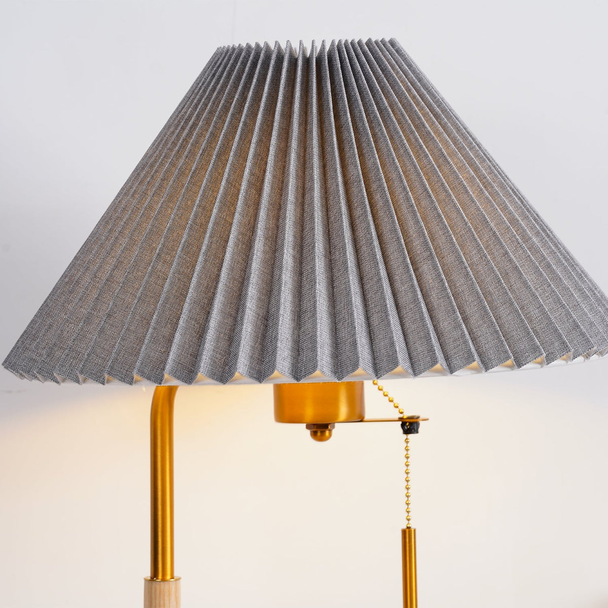 Retro Wooden Table Lamp, Dimmable LED