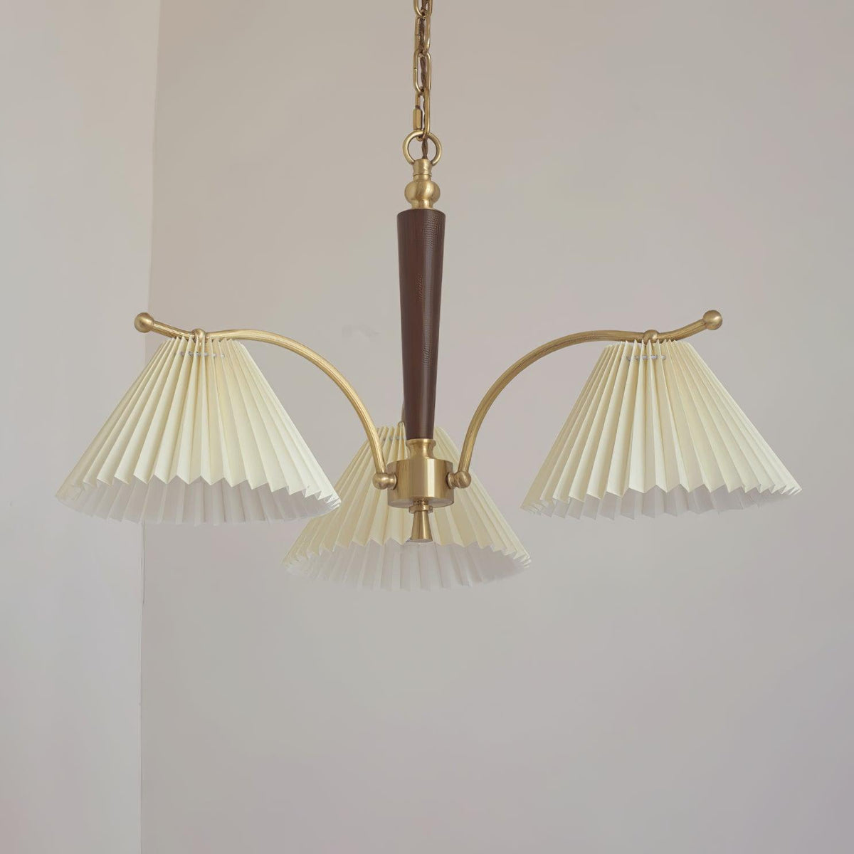 Wrinkled Chandelier with Adjustable Height